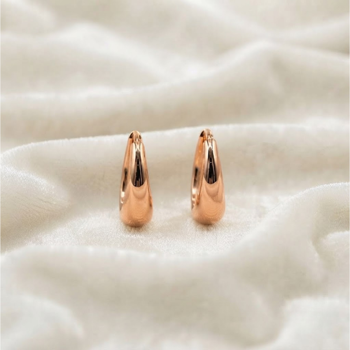 Hoops Teardrop Hoop Tapered Earrings