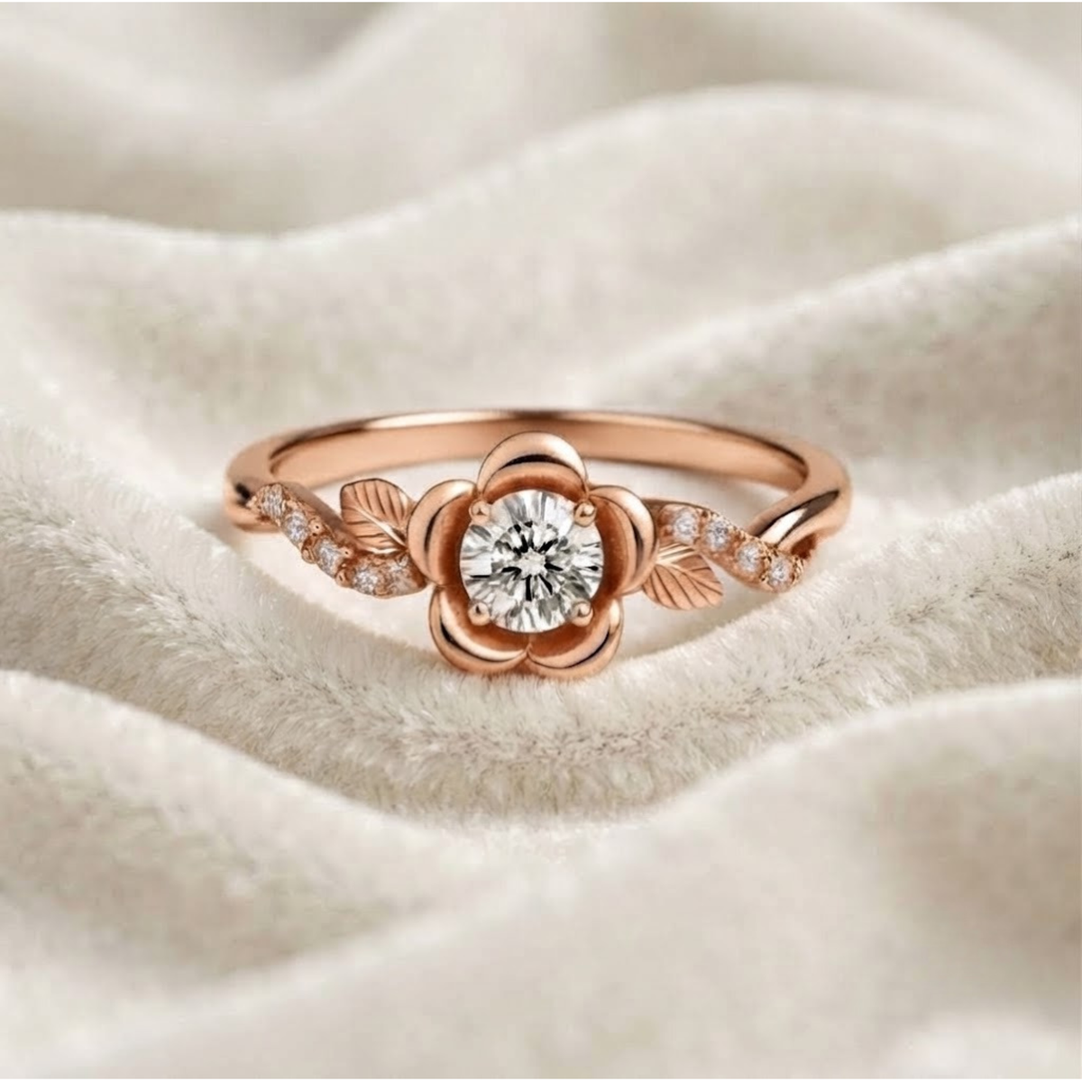 Verlobungsring aus 14K Gold mit im Labor gezüchtetem Diamant in Blumenform