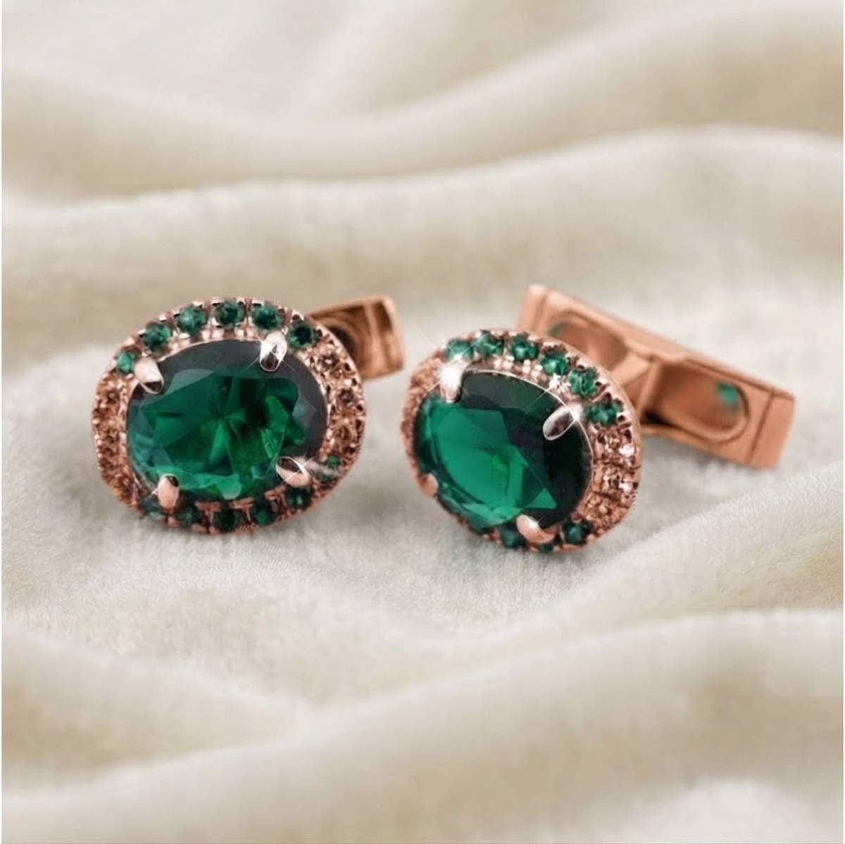 Oval Halo Diamond Shirt Cufflink