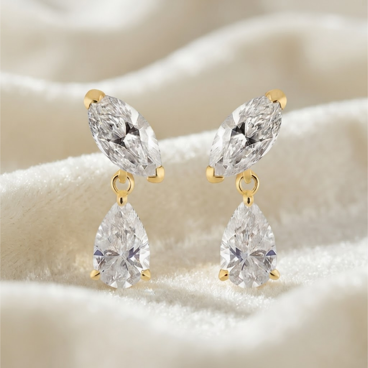 Pear Shape Dangling Earrings