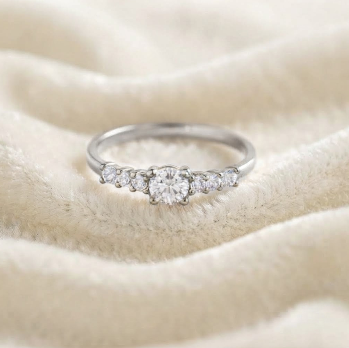 Round Lab Grown Diamond Engagement Ring
