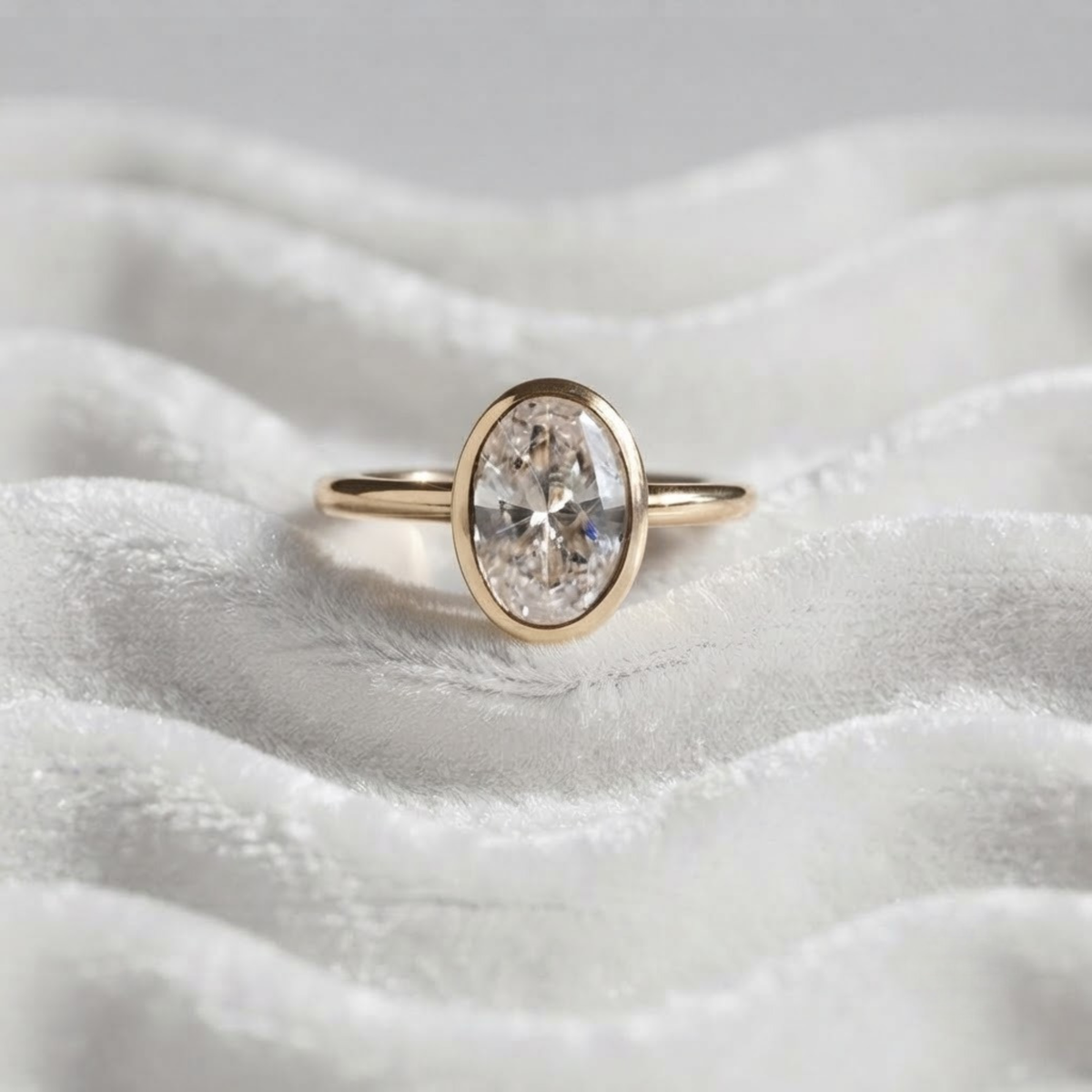 Verlobungsring aus massivem 14K Gold mit ovalem, im Labor gezüchtetem Diamant, 2,00 Karat Gesamtgewicht