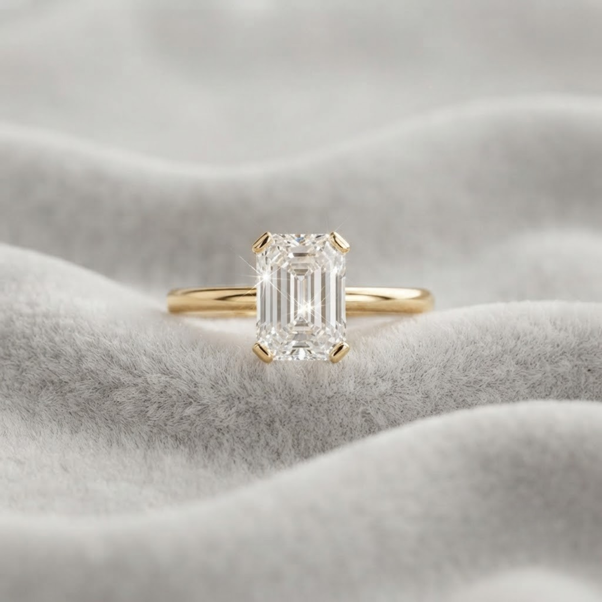 14K Gold 2.70 CT Smaragdgeschliffener Labordiamant Verlobungsring