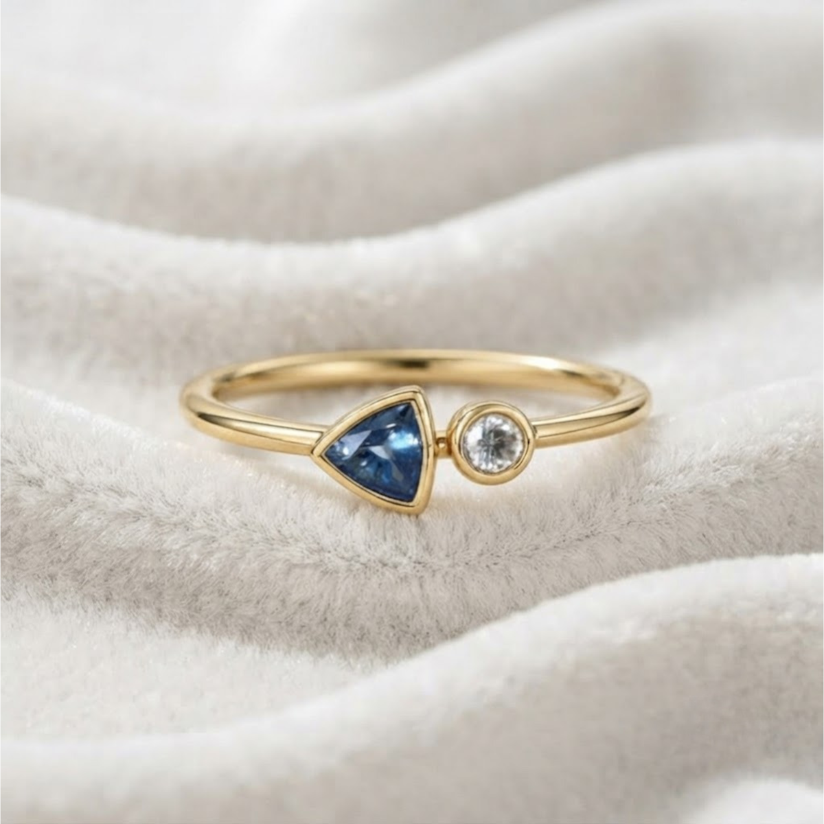 14K Gold Saphir Verlobungsring | 0,12 Karat minimalistischer Massivgold Saphirring