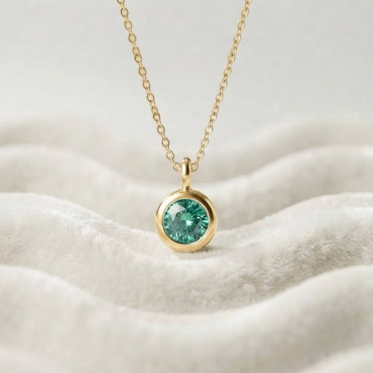 14K Gold Smaragd 0,14 Karat Smaragd Edelstein Mai Geburtsstein
