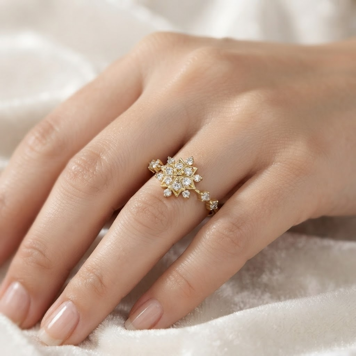 Minimalist Snow Flower Cluster Ring
