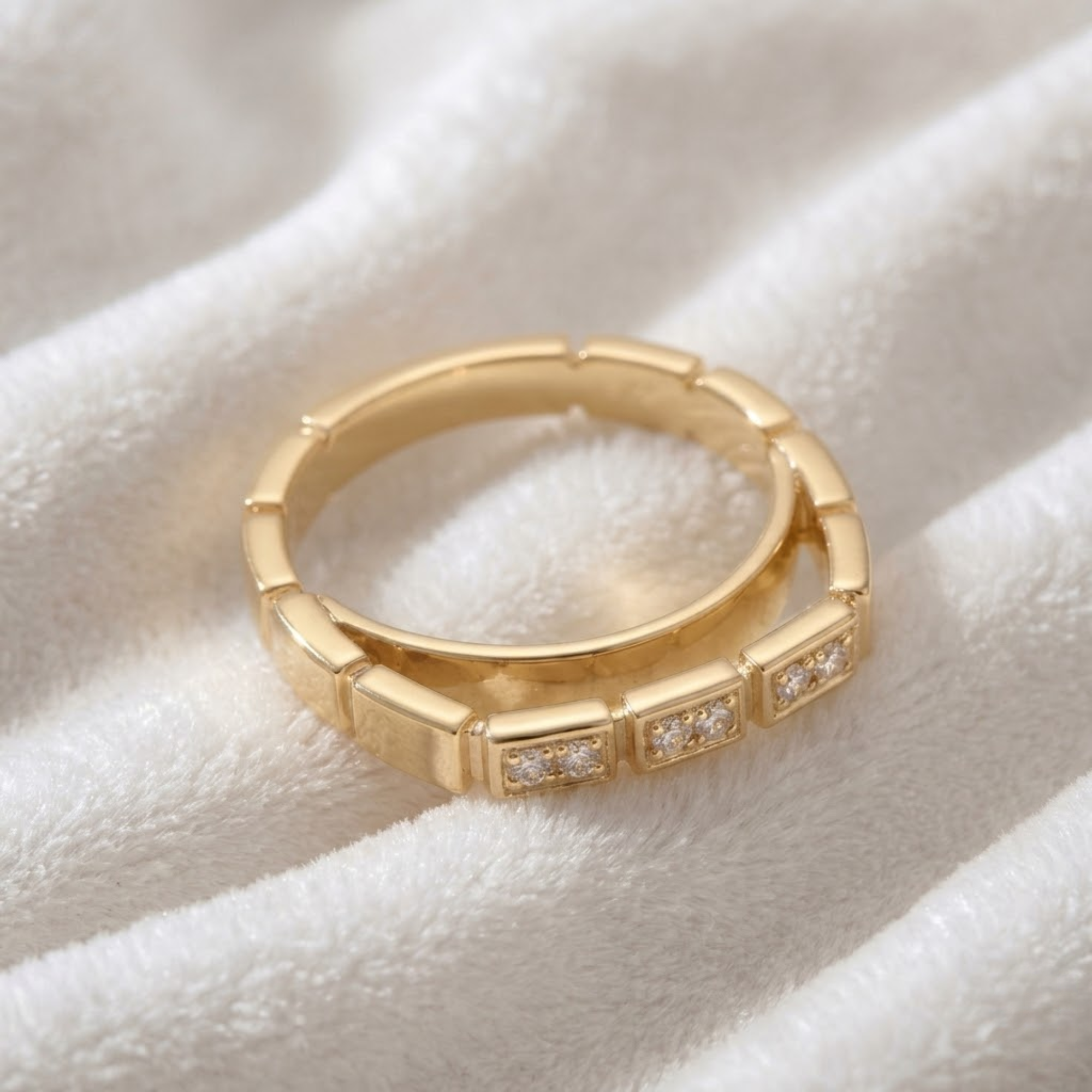 Diamond Band Ring, Geometric Square Link Ring in 14K Solid Gold