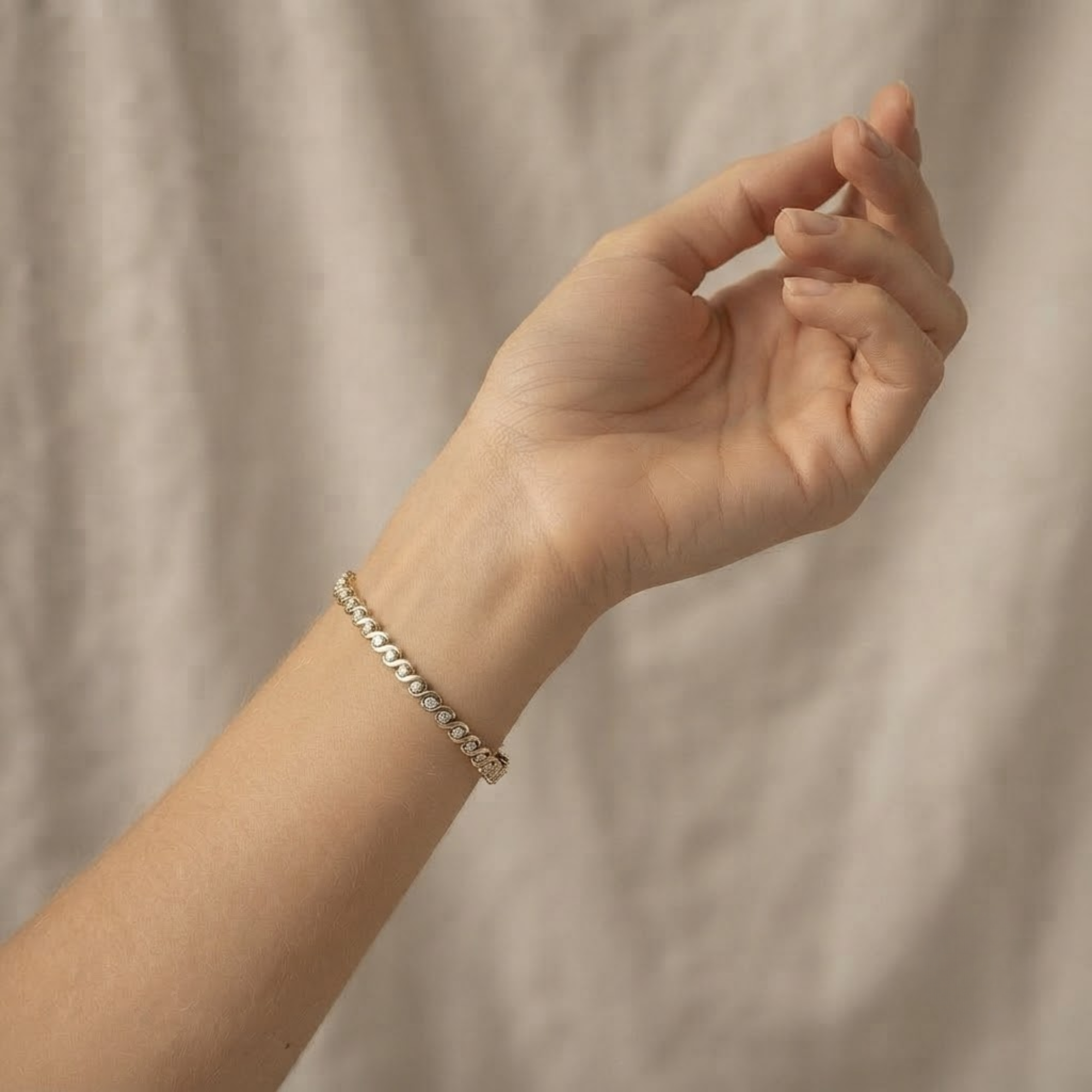 Round Diamond Tennis Bracelet, Twist Link Bracelet in 14K Solid Gold