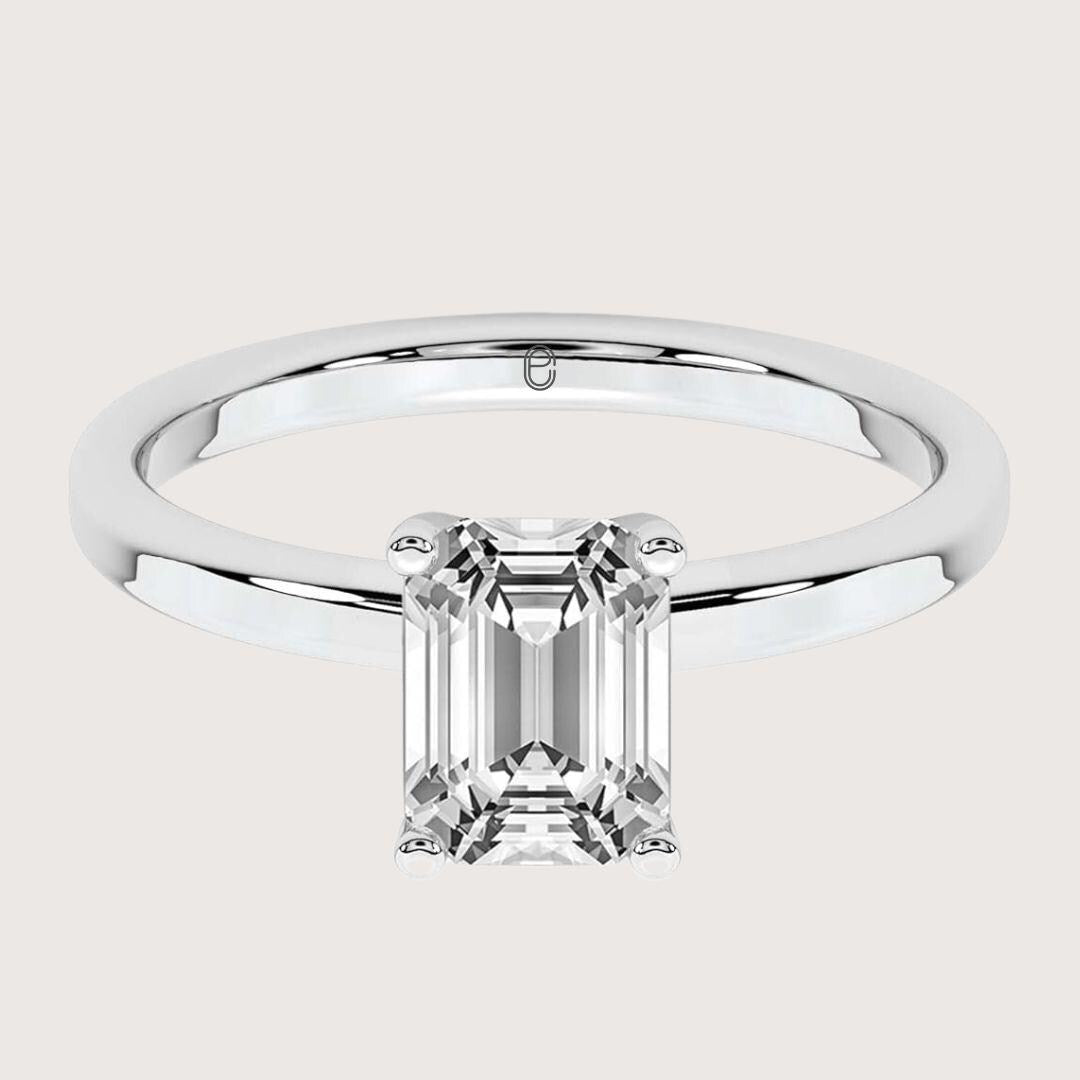 14K Gold Emerald Solitaire 4 Prong Setting Ring