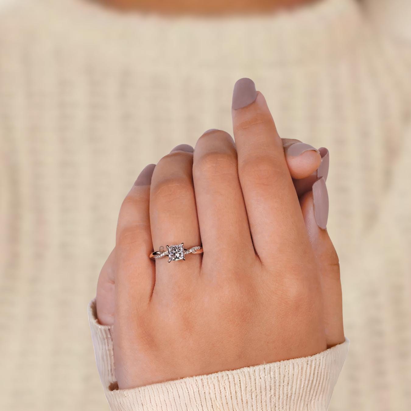 14K Gold 1 Carat Princess Cut Pave Setting Twisted Band Ring