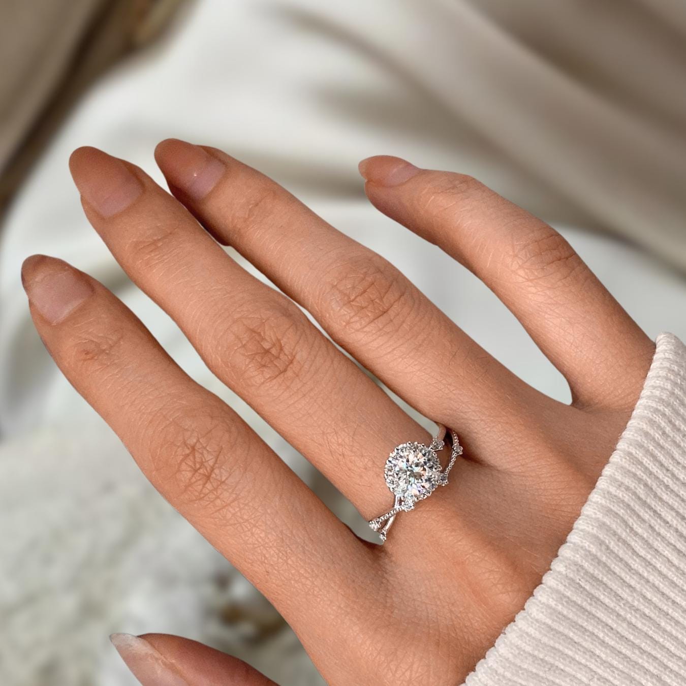 Round Cut Lab Grown Diamond