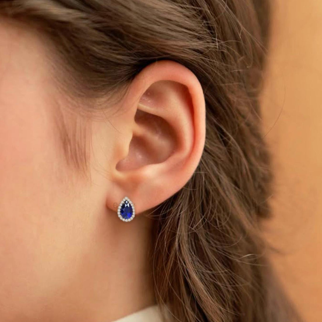 14K Gold Pear Sapphire Earrings