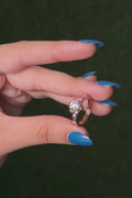Dainty Round Lab Grown Diamond