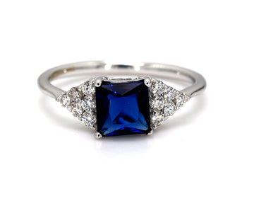 Vintage Sapphire Ring, Blue Gemstone Engagement Ring, September Birthstone r Ring